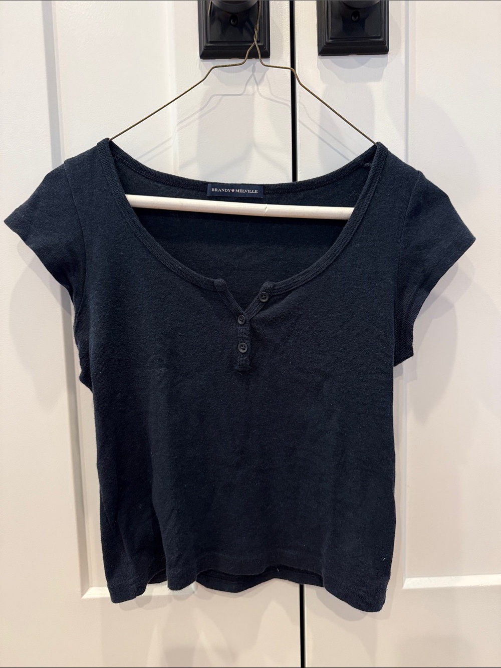 navy brandy melville t shirt